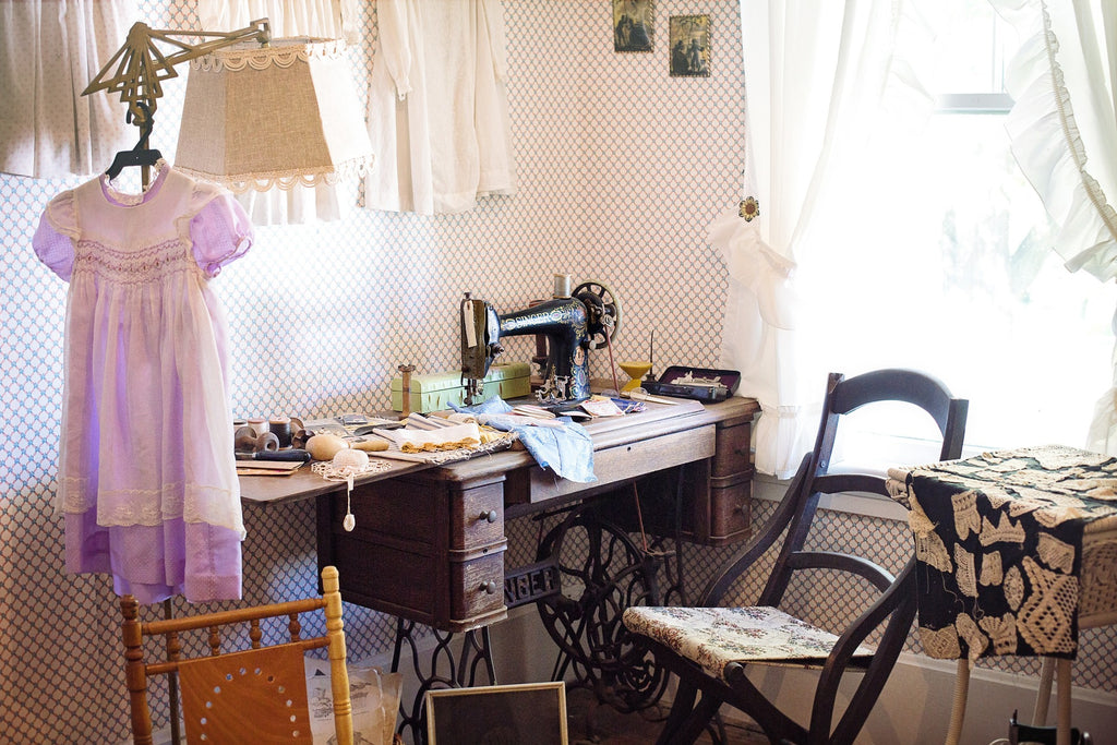 Crafting Your Creative Haven: The Ultimate Guide to Setting up Your Sewing Room